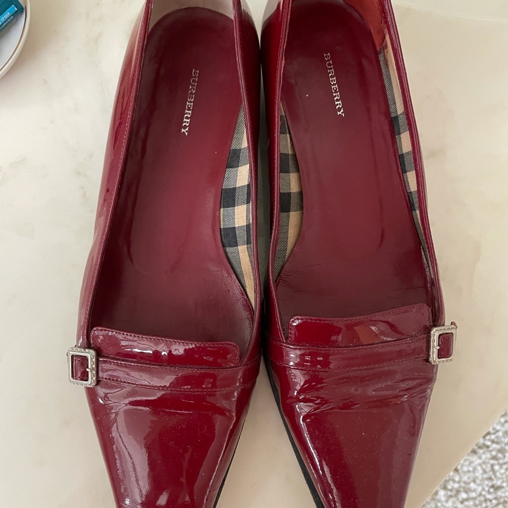 Burberry flats